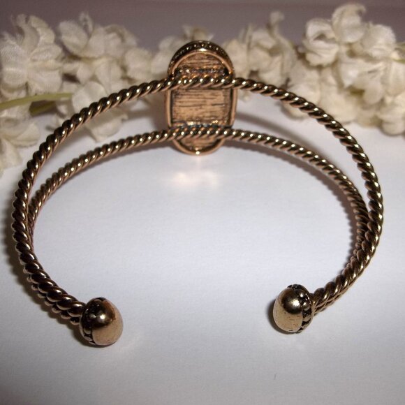 Peach Orange and Gold Cuff Bracelet Woman Fashion Accessory Jewelry Girl E10 - Picture 4 of 6